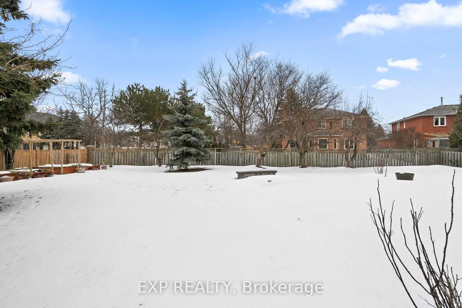 Photo 33 of 54 Holbrook Court, Markham, Unionville — HOMEH