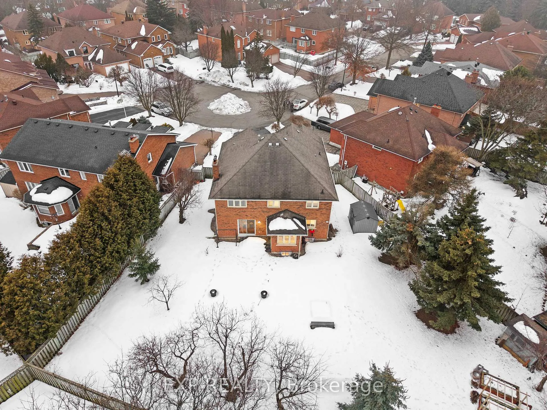 Photo 37 of 54 Holbrook Court, Markham, Unionville — HOMEH