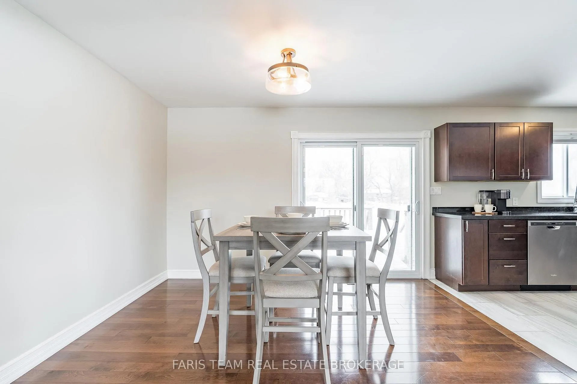 Photo 10 of 10 Surrey Lane, Clearview, New Lowell — HOMEH