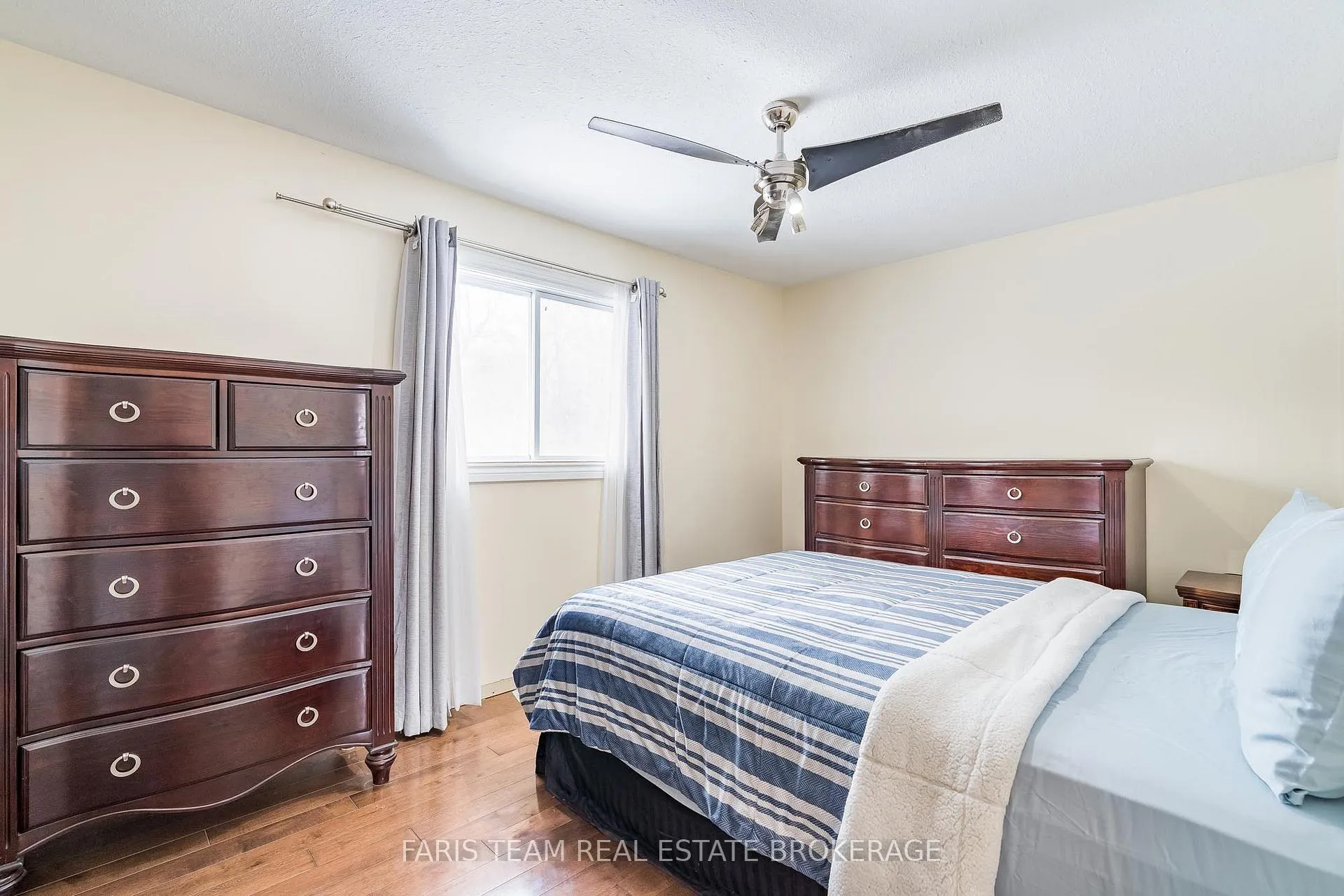 Photo 15 of 10 Surrey Lane, Clearview, New Lowell — HOMEH