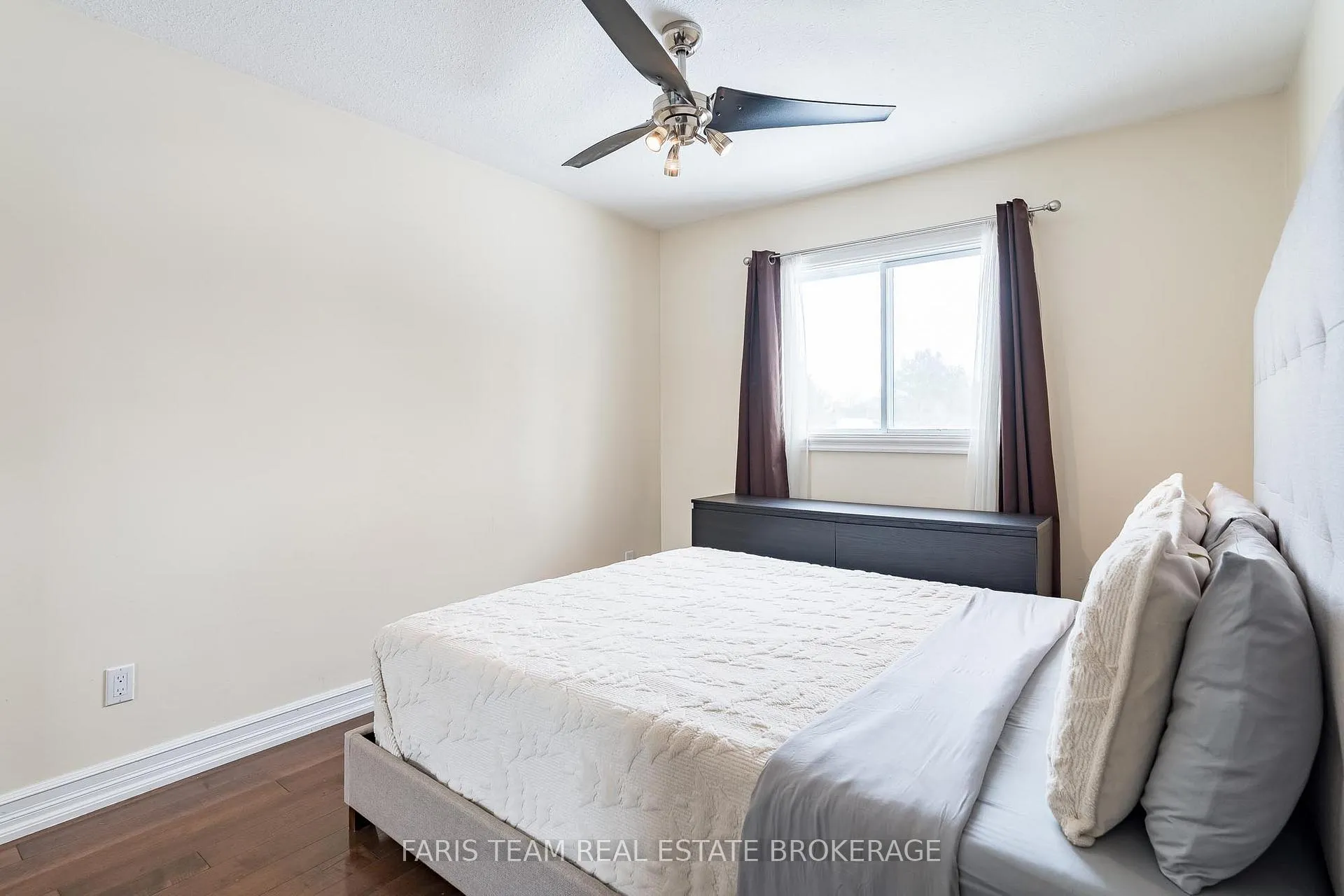 Photo 17 of 10 Surrey Lane, Clearview, New Lowell — HOMEH