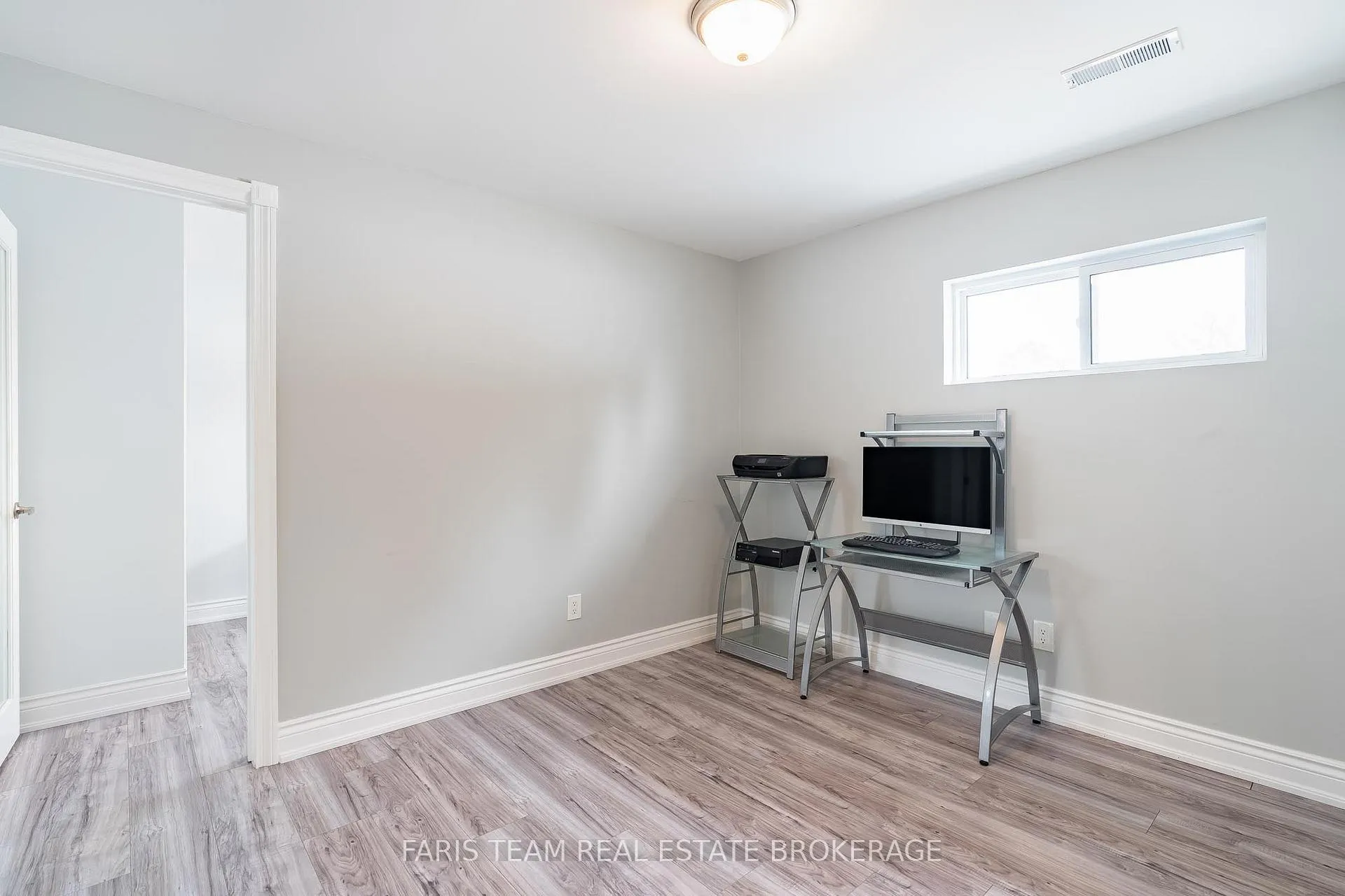 Photo 24 of 10 Surrey Lane, Clearview, New Lowell — HOMEH