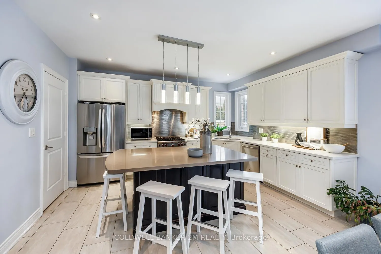 Photo 15 of 500 Lakebreeze Drive, Clarington, Newcastle — HOMEH