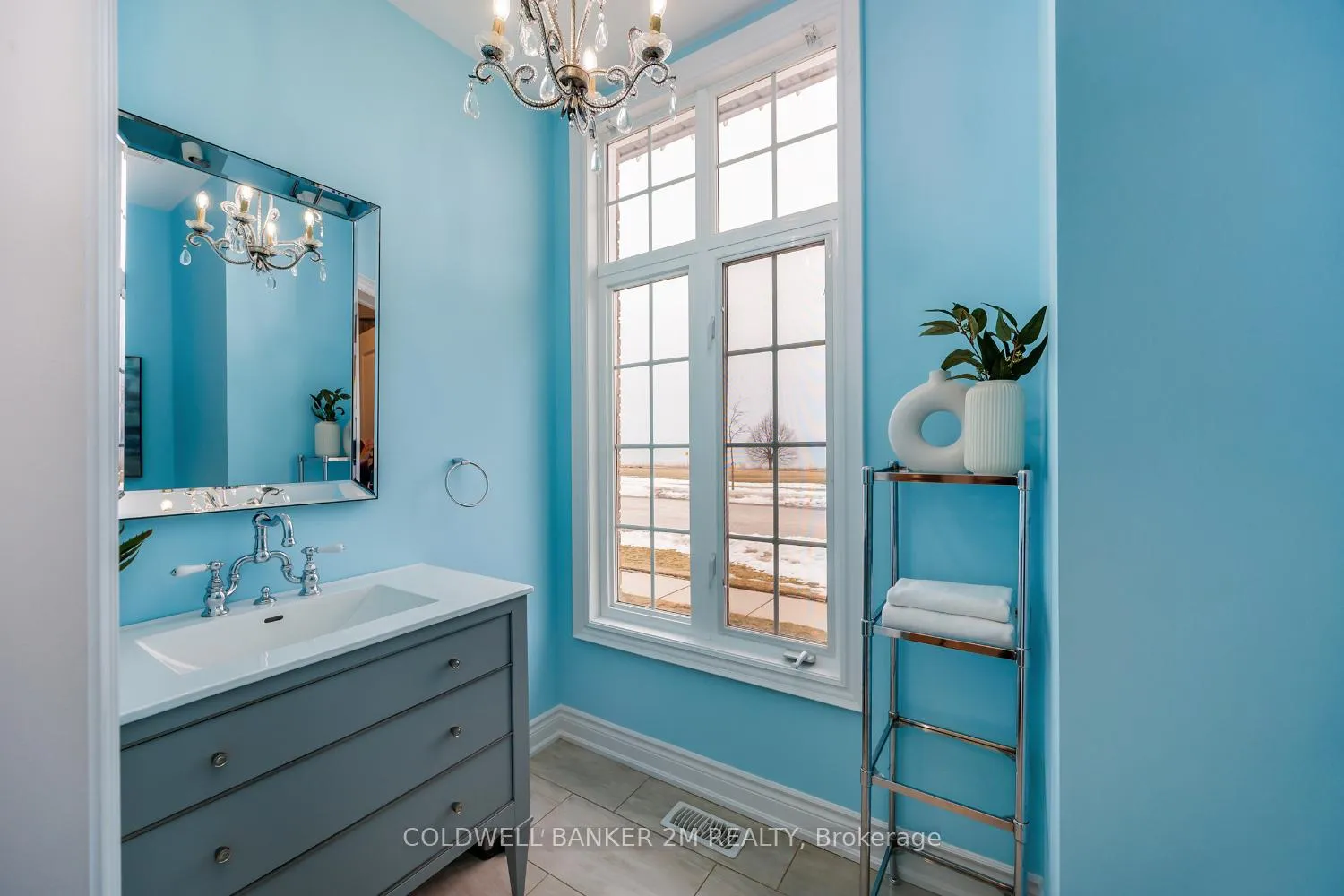 Photo 24 of 500 Lakebreeze Drive, Clarington, Newcastle — HOMEH