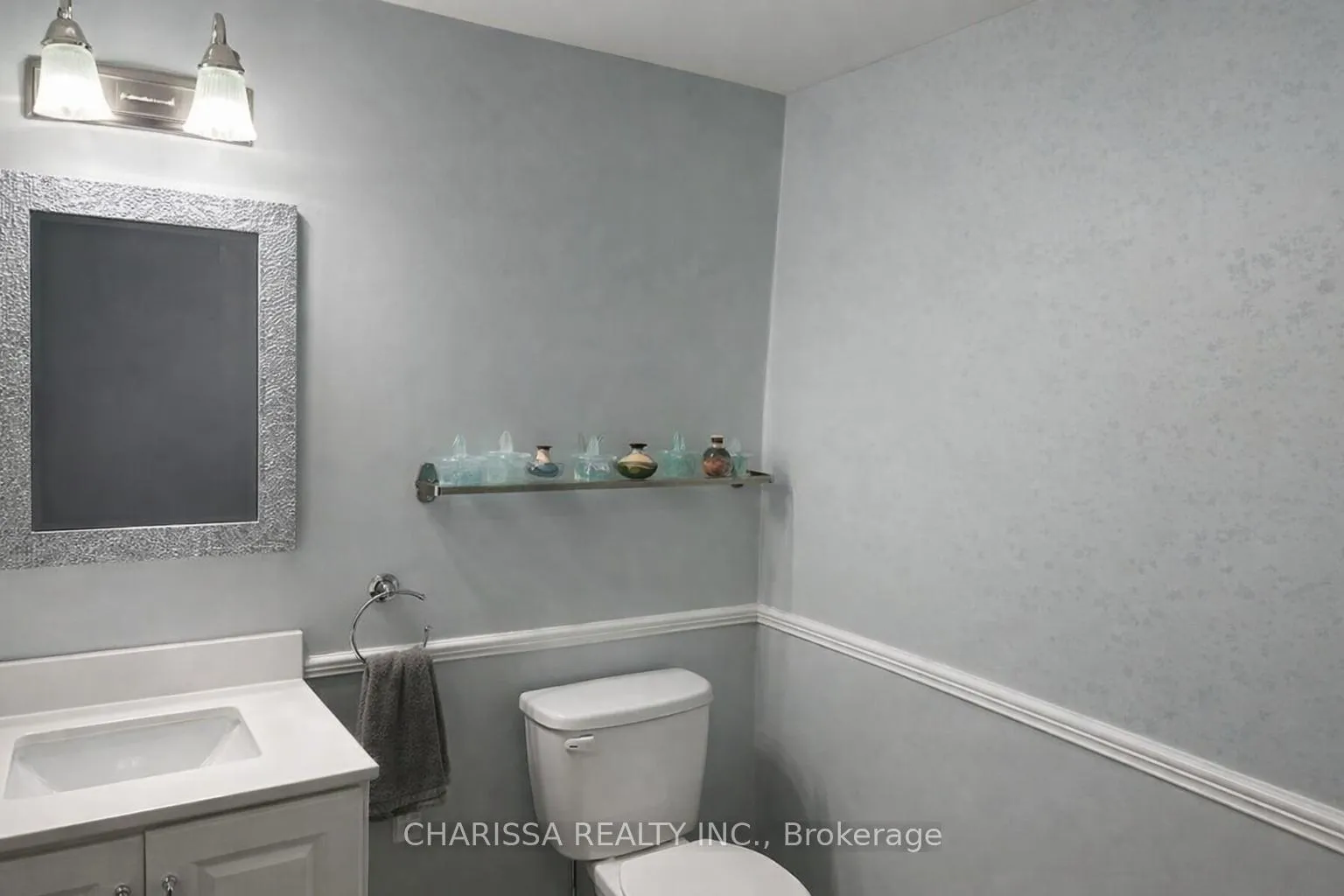 Photo 7 of Unit Upper, 482 Farlow Crescent, Milton, Clarke — HOMEH