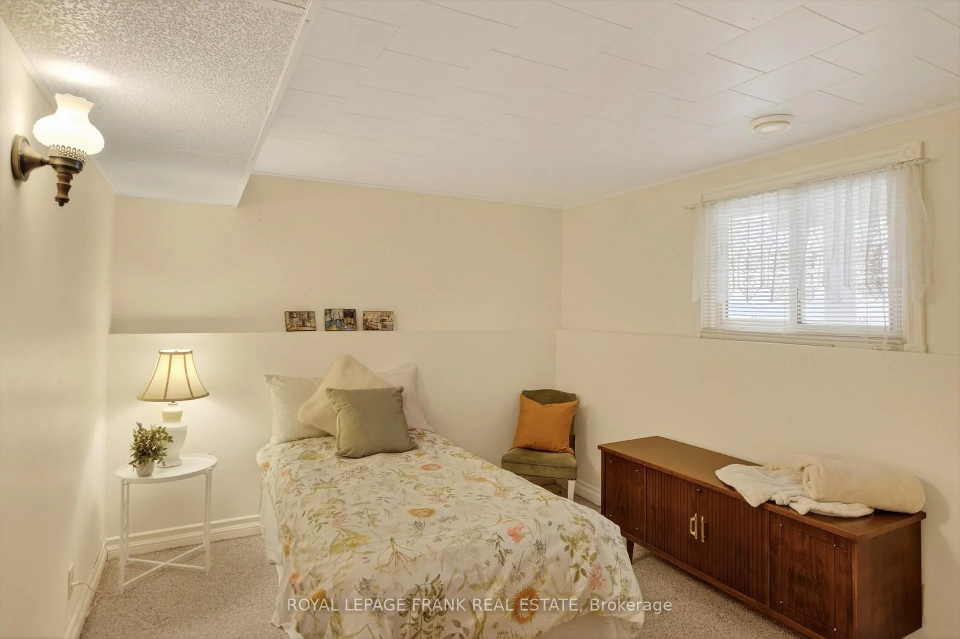 Photo 24 of 491 Chamberlain Street, Peterborough, Town Ward 3 — HOMEH