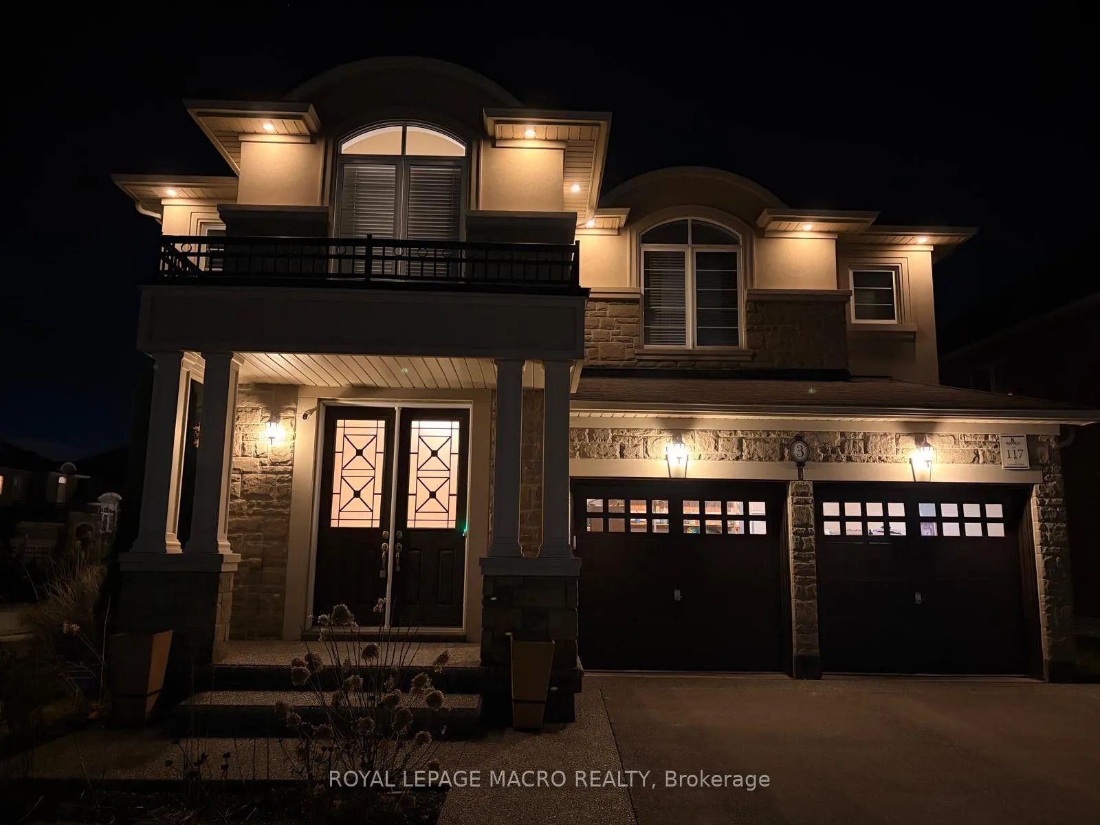 Photo 3 of 3 Grandell Drive, Hamilton, Meadowlands — HOMEH