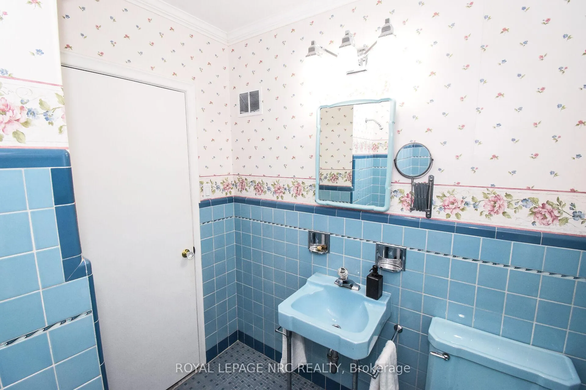 Photo 27 of 4 Glenbarr Road, St. Catharines, Glendale/Glenridge — HOMEH