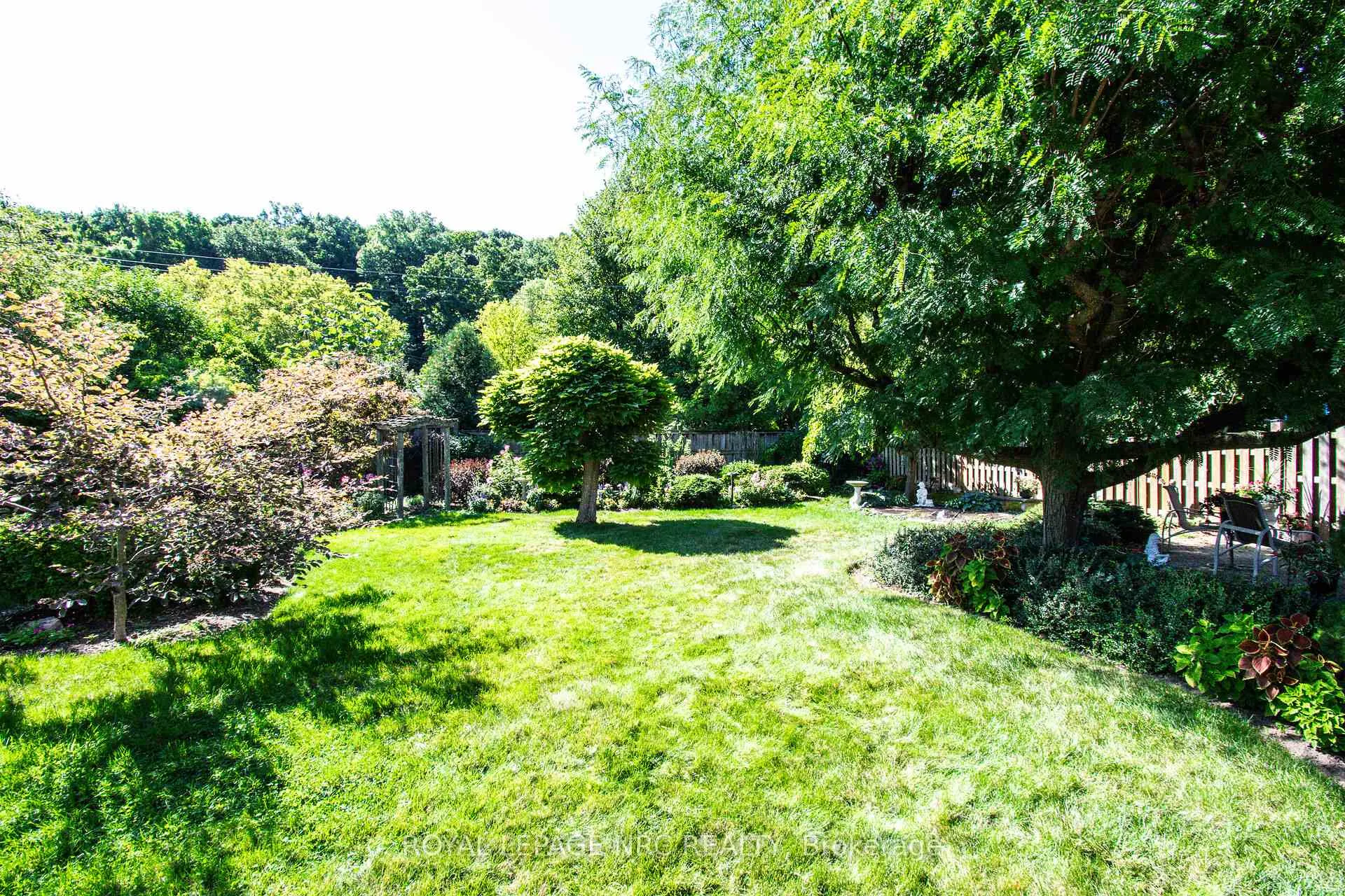 Photo 41 of 4 Glenbarr Road, St. Catharines, Glendale/Glenridge — HOMEH