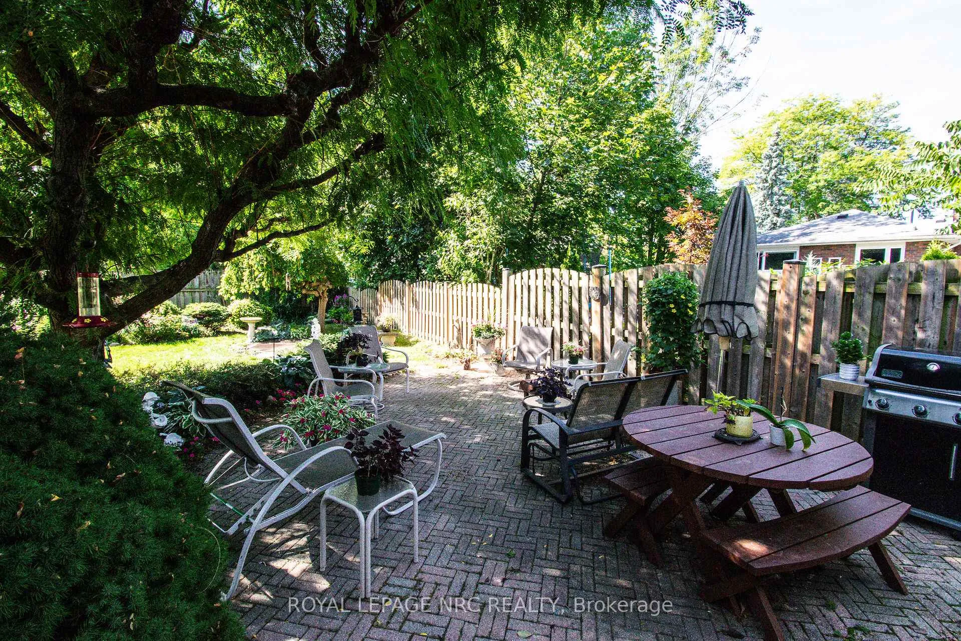 Photo 43 of 4 Glenbarr Road, St. Catharines, Glendale/Glenridge — HOMEH