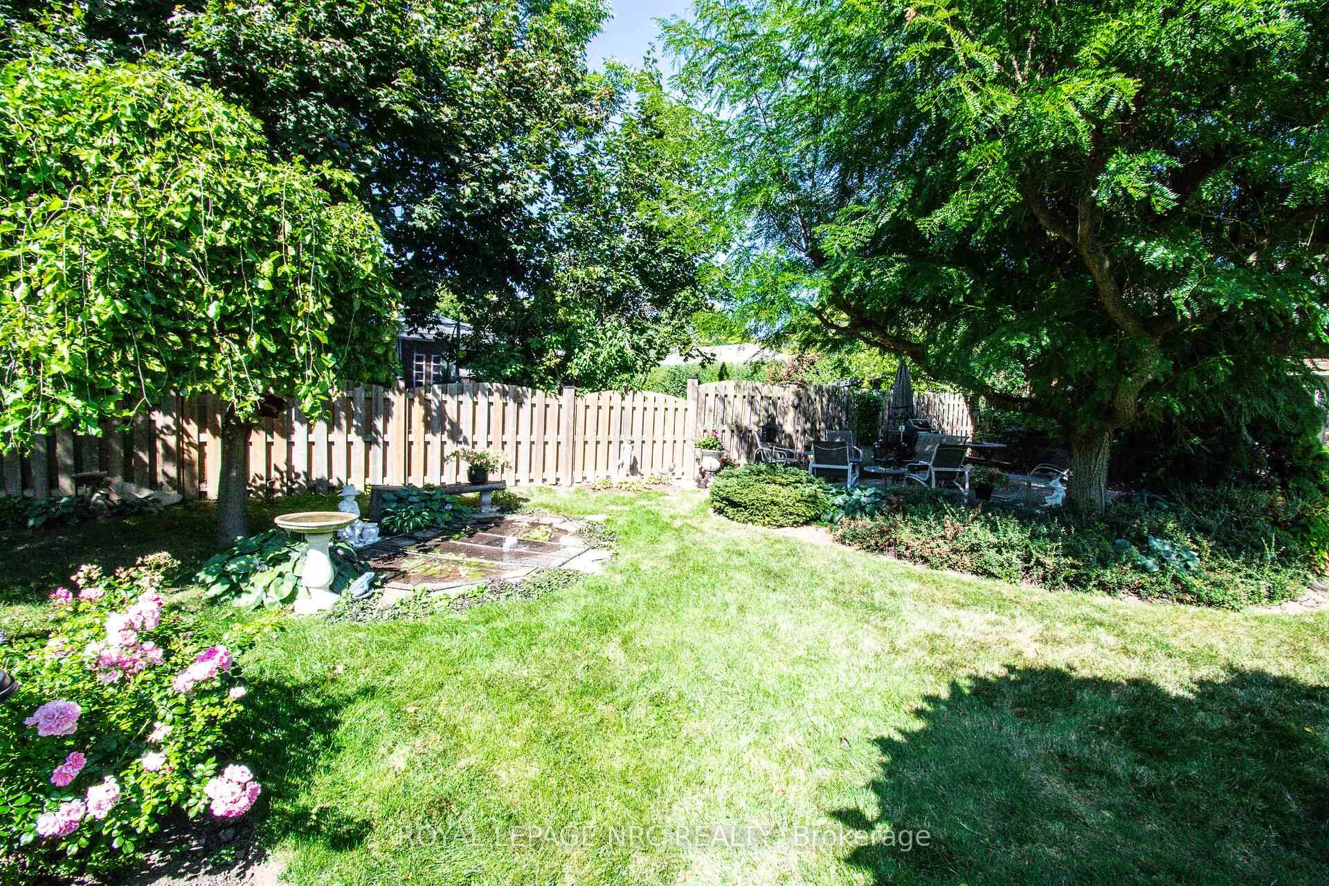 Photo 48 of 4 Glenbarr Road, St. Catharines, Glendale/Glenridge — HOMEH