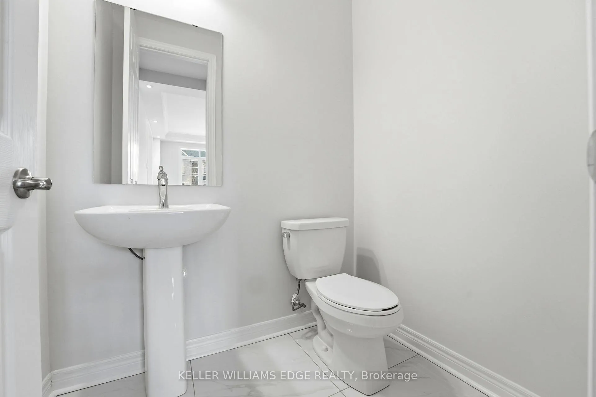 Photo 13 of 132 Settlers Road E, Oakville, Glenorchy — HOMEH