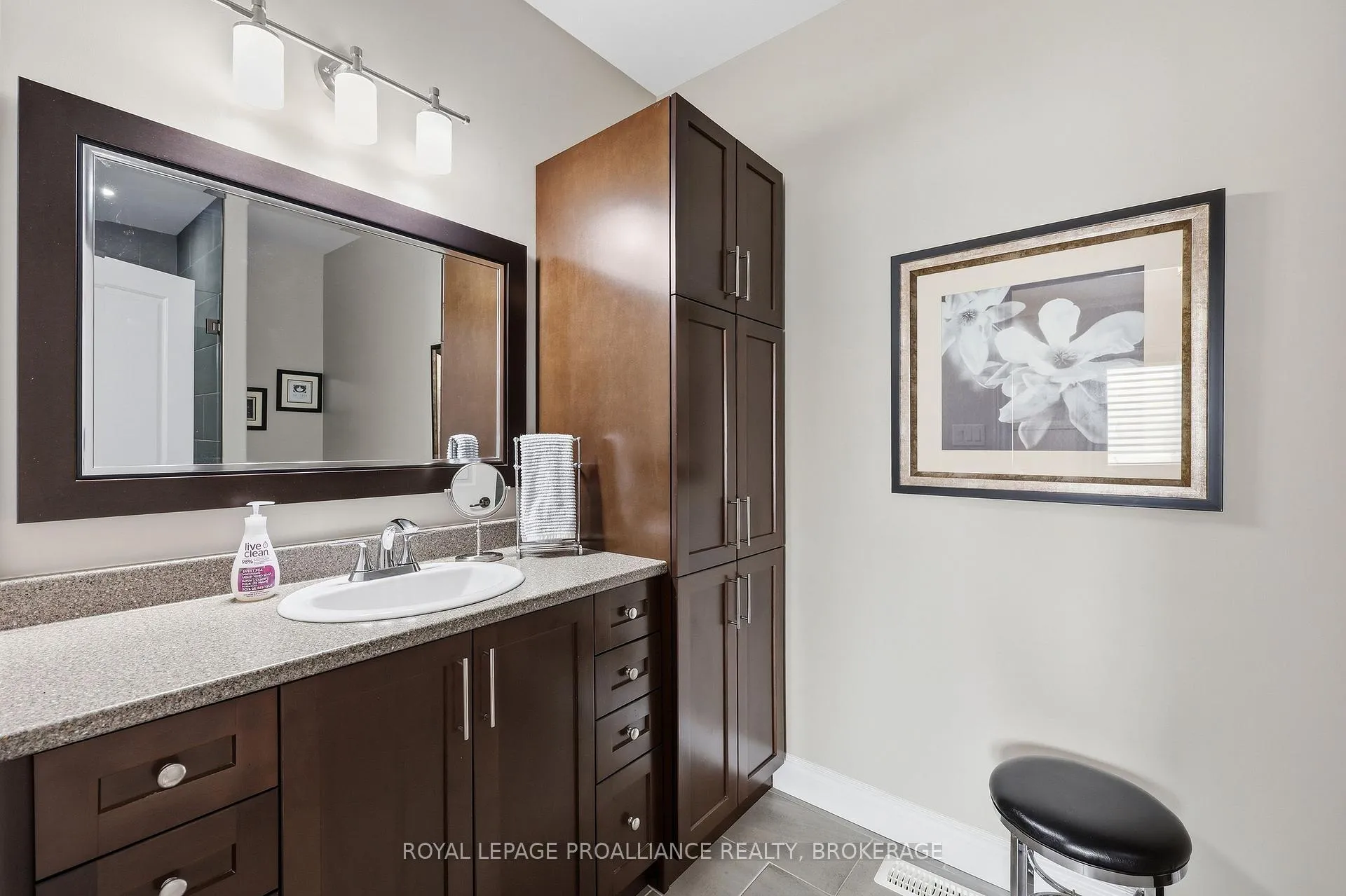 Photo 29 of 150 Sorbie Crescent, Loyalist, Amherstview — HOMEH
