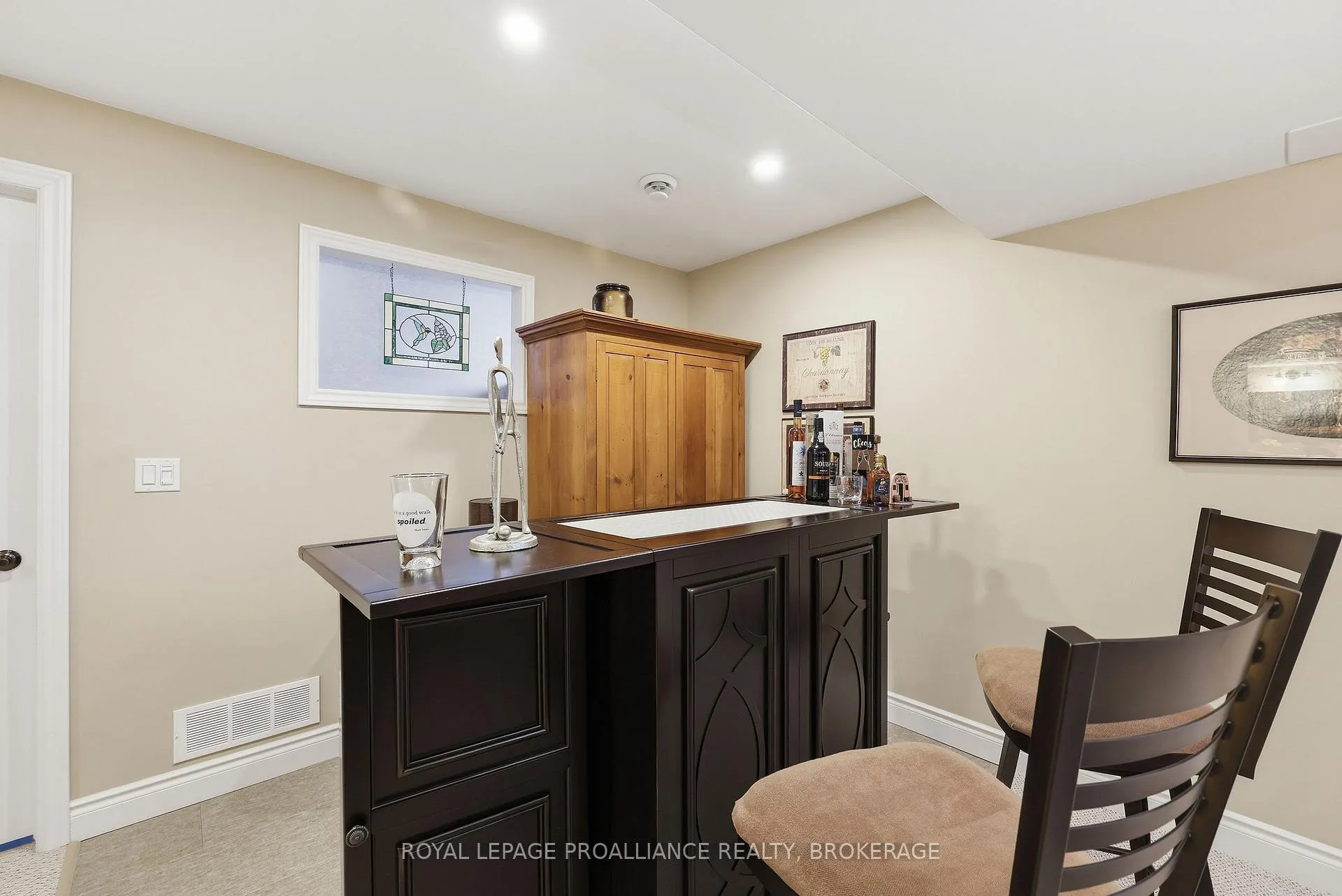 Photo 35 of 150 Sorbie Crescent, Loyalist, Amherstview — HOMEH