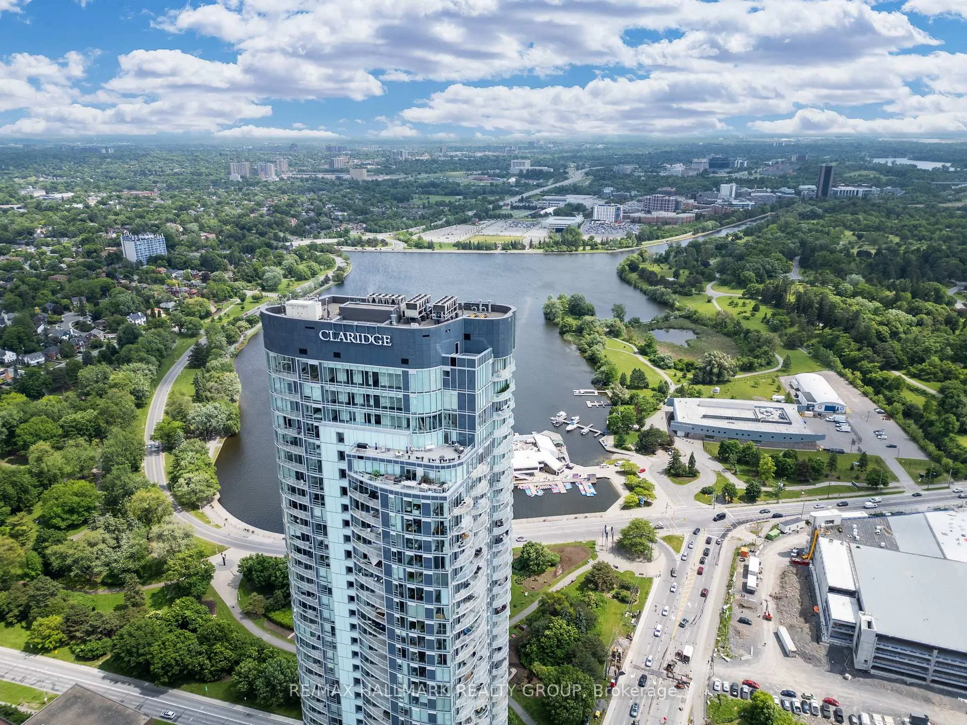 Photo 2 of Unit 3703, 805 Carling Avenue, Ottawa, West Centre Town — HOMEH