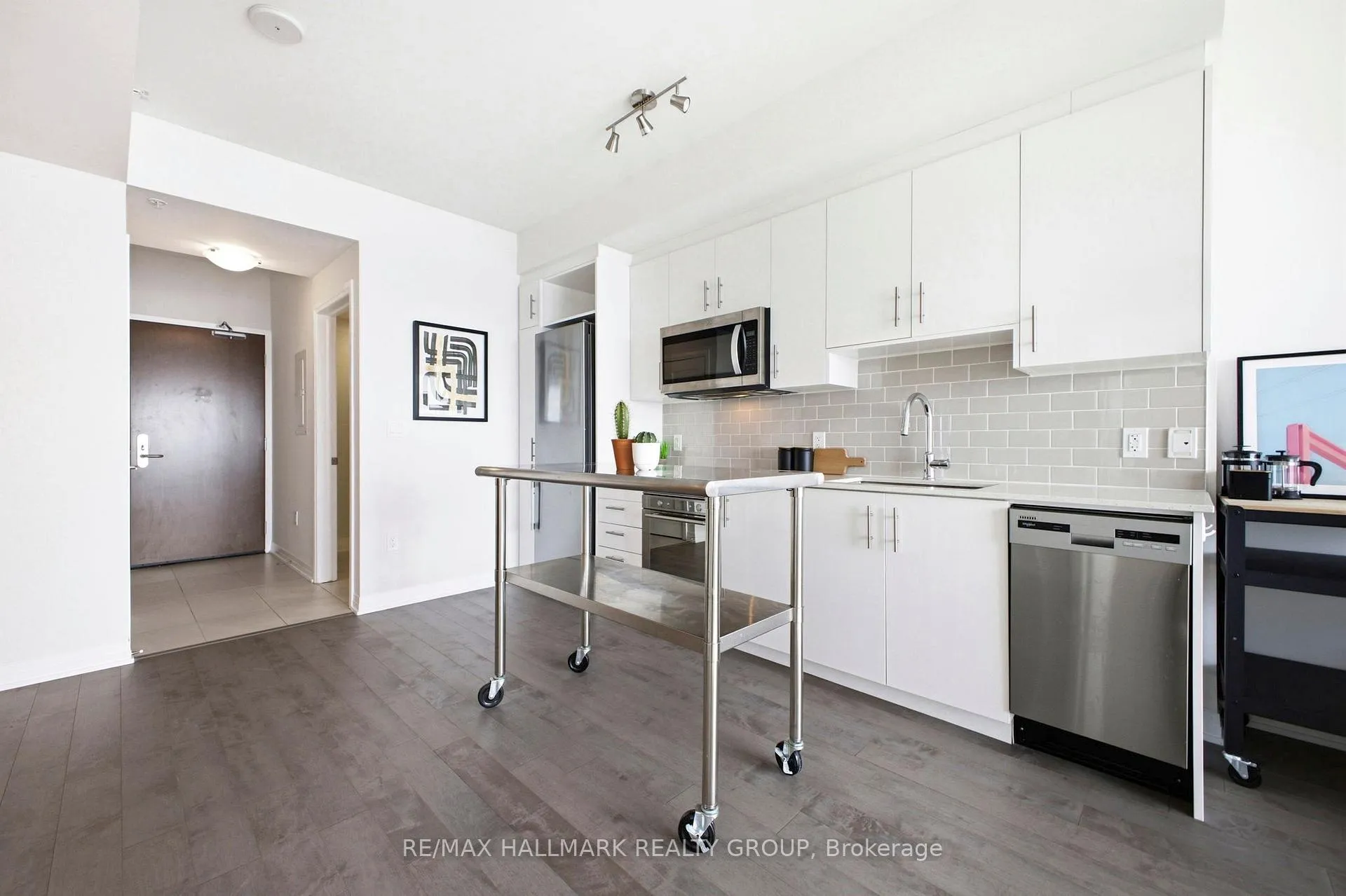 Photo 17 of Unit 3703, 805 Carling Avenue, Ottawa, West Centre Town — HOMEH