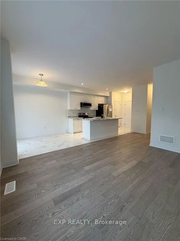 Photo 4 of 100 Masters Street, Welland, Dain City — HOMEH