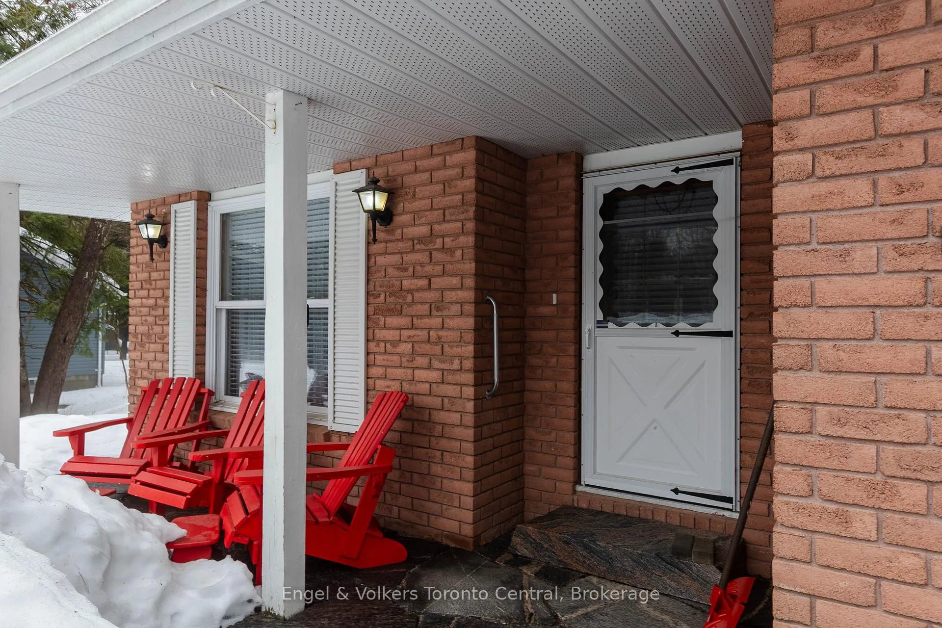 Photo 2 of 10 Daleman Drive, Bracebridge, Monck (Bracebridge) — HOMEH