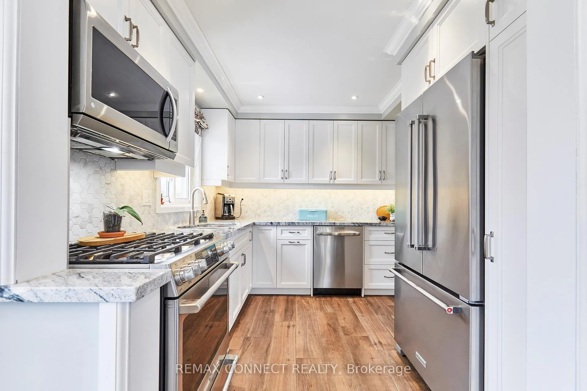 Photo 17 of 10 Nicholls Court, Ajax, Central West — HOMEH