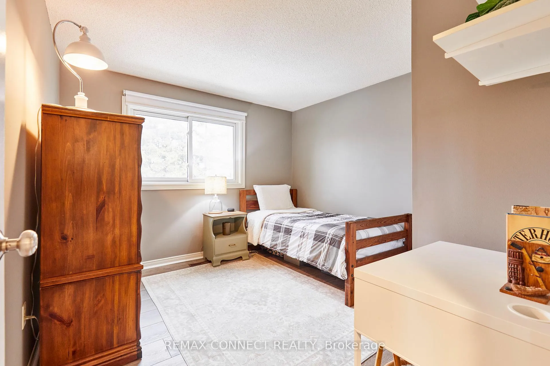 Photo 32 of 10 Nicholls Court, Ajax, Central West — HOMEH