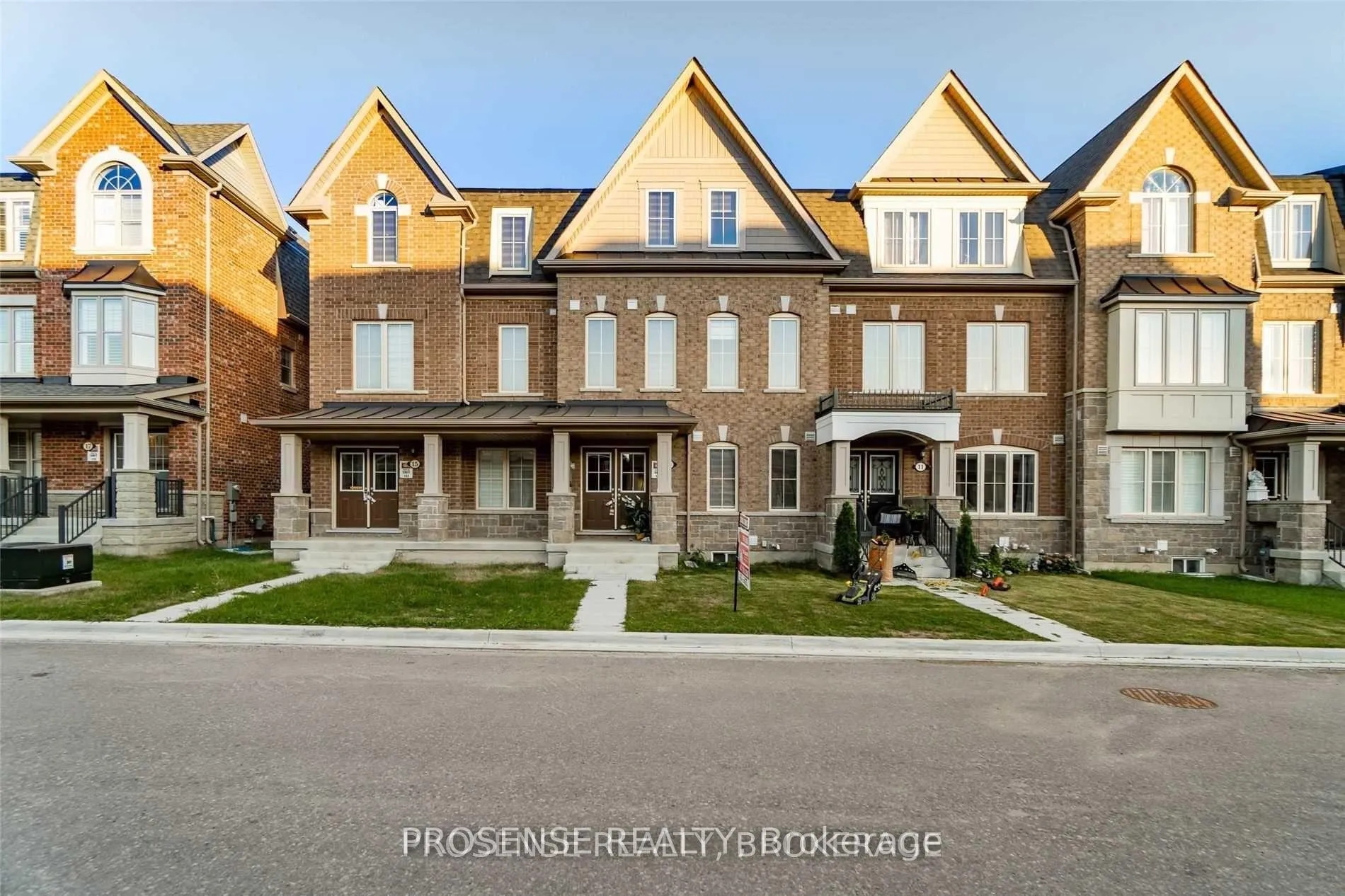 Photo 1 of 13 Fresnel Road, Brampton, Credit Valley — HOMEH
