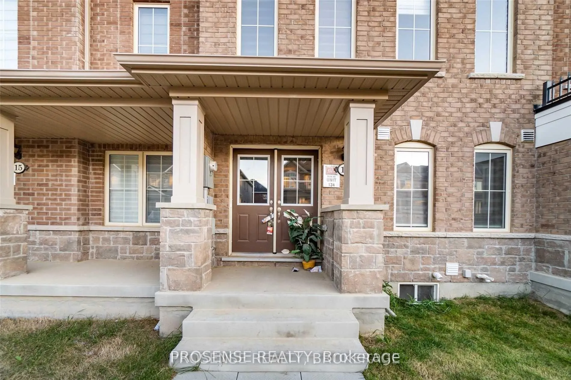 Photo 3 of 13 Fresnel Road, Brampton, Credit Valley — HOMEH