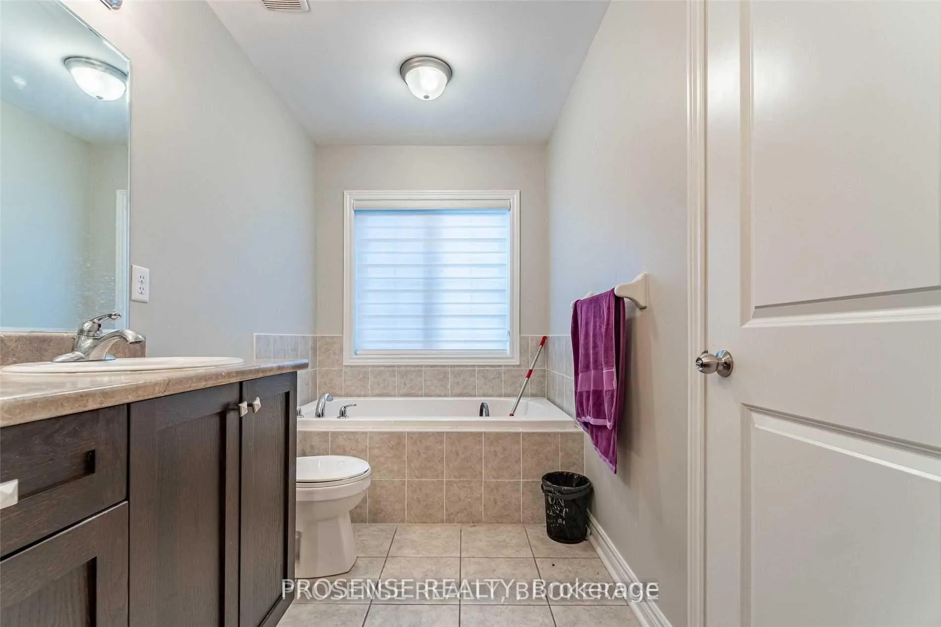 Photo 25 of 13 Fresnel Road, Brampton, Credit Valley — HOMEH