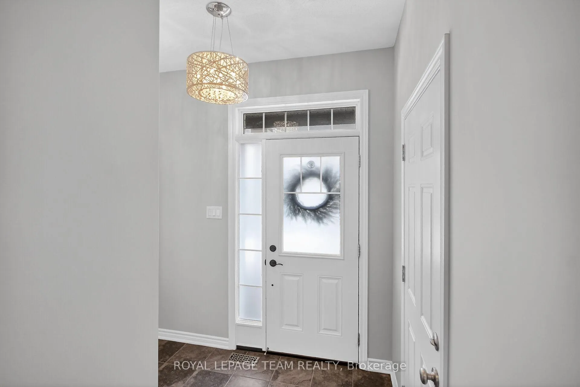 Photo 2 of 626 Bluegill Avenue, Ottawa, Barrhaven - Half Moon Bay — HOMEH