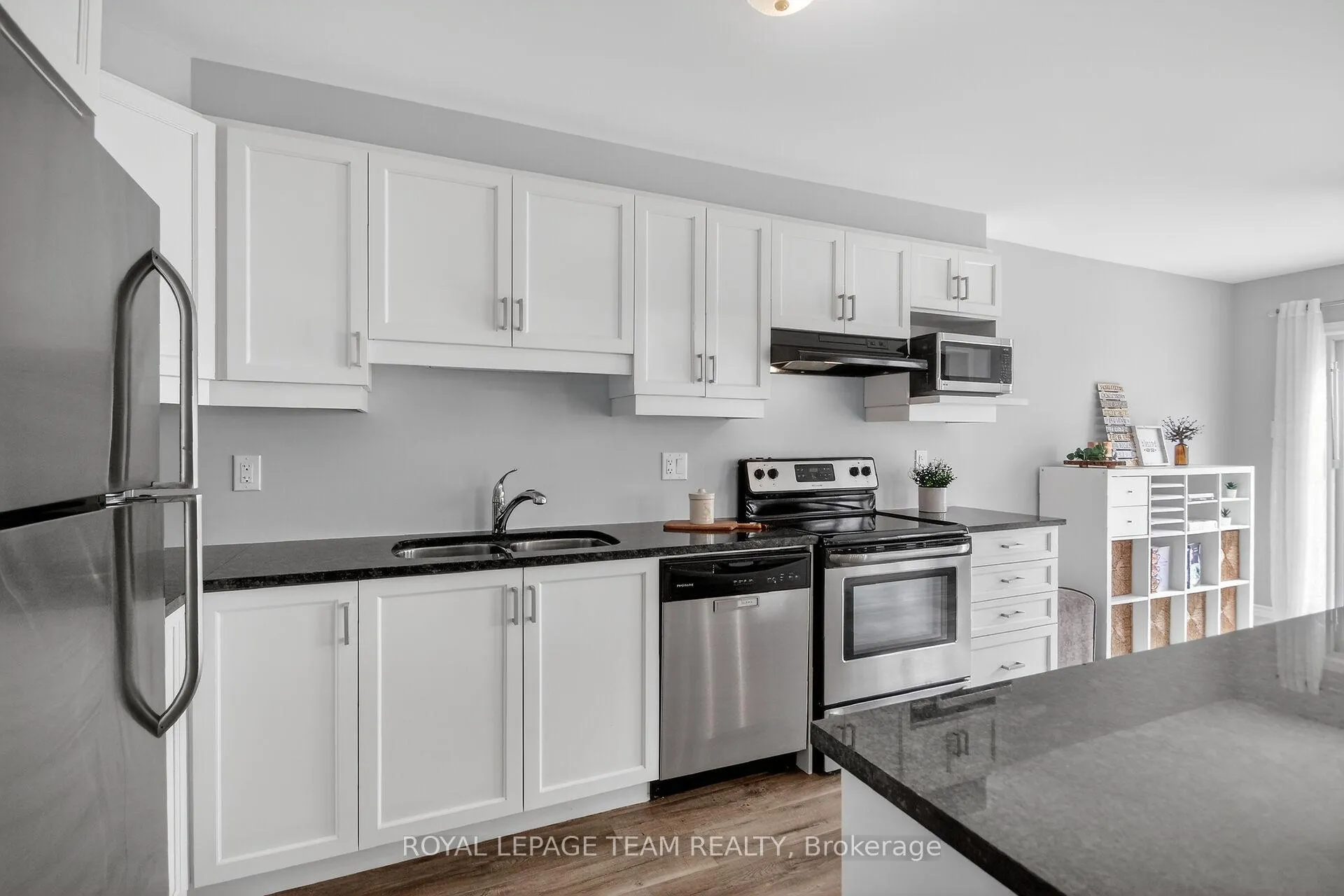 Photo 16 of 626 Bluegill Avenue, Ottawa, Barrhaven - Half Moon Bay — HOMEH