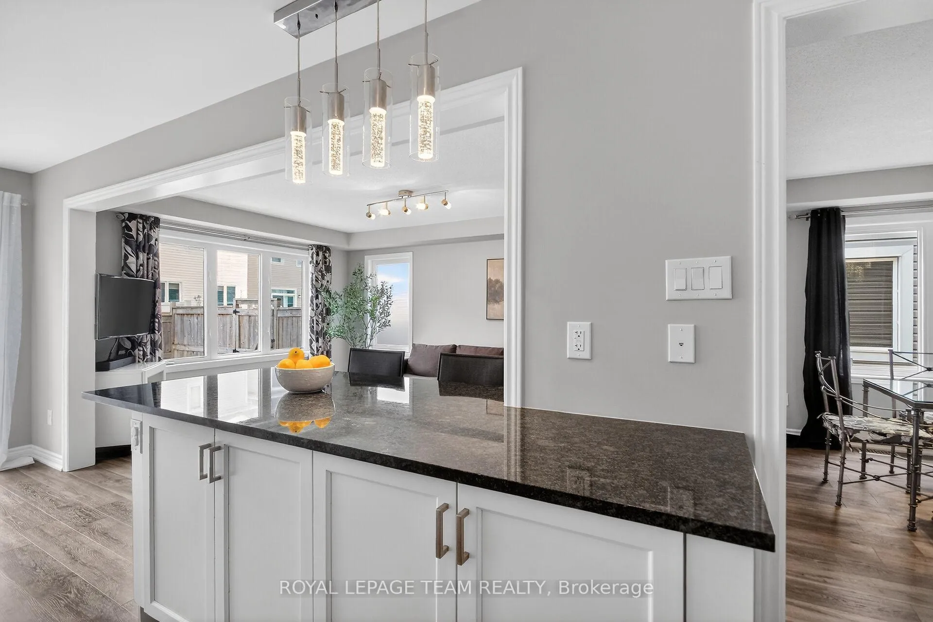 Photo 17 of 626 Bluegill Avenue, Ottawa, Barrhaven - Half Moon Bay — HOMEH