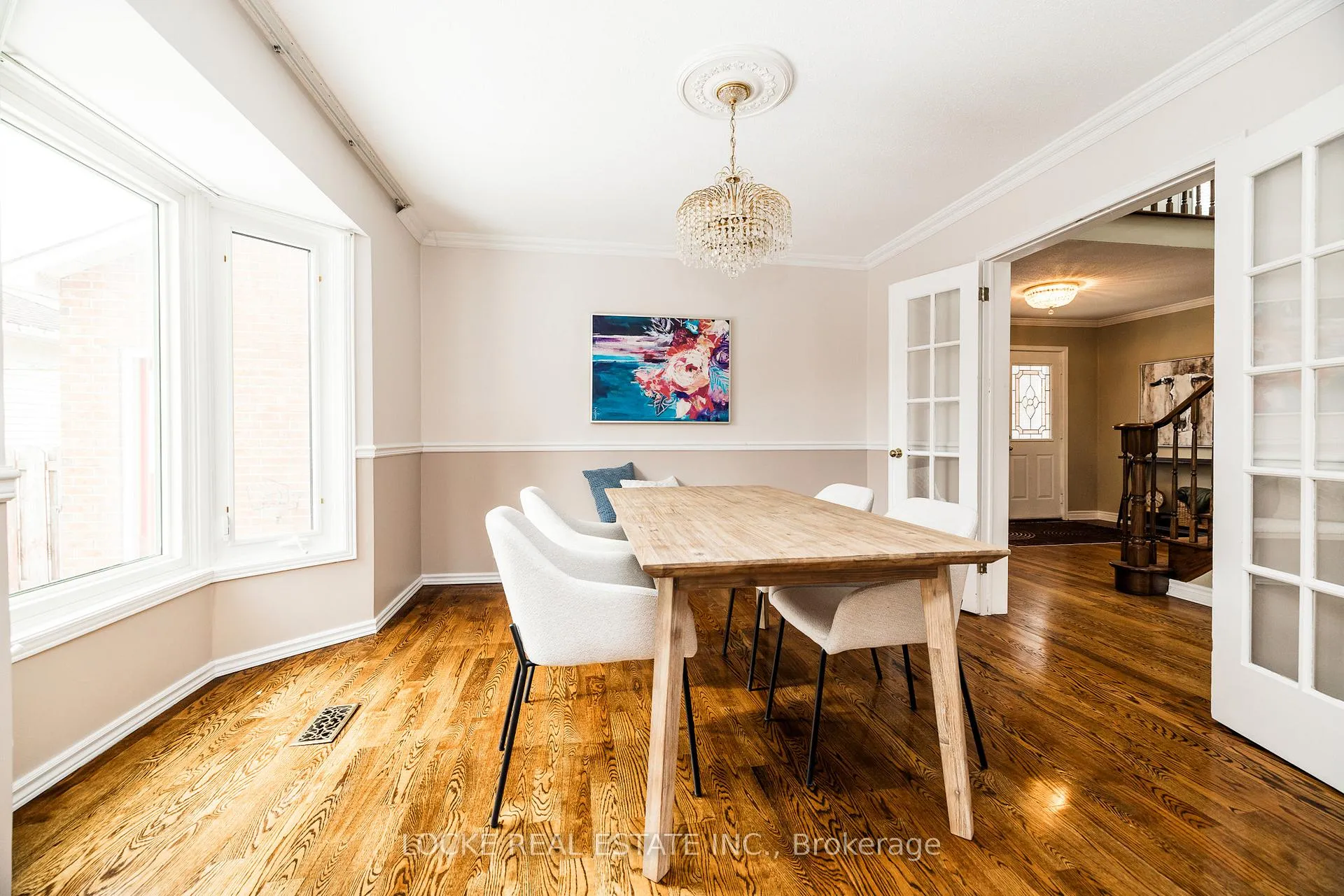 Photo 10 of 375 River Ridge Crescent, Ottawa, Bilberry Creek/Queenswood Heights — HOMEH