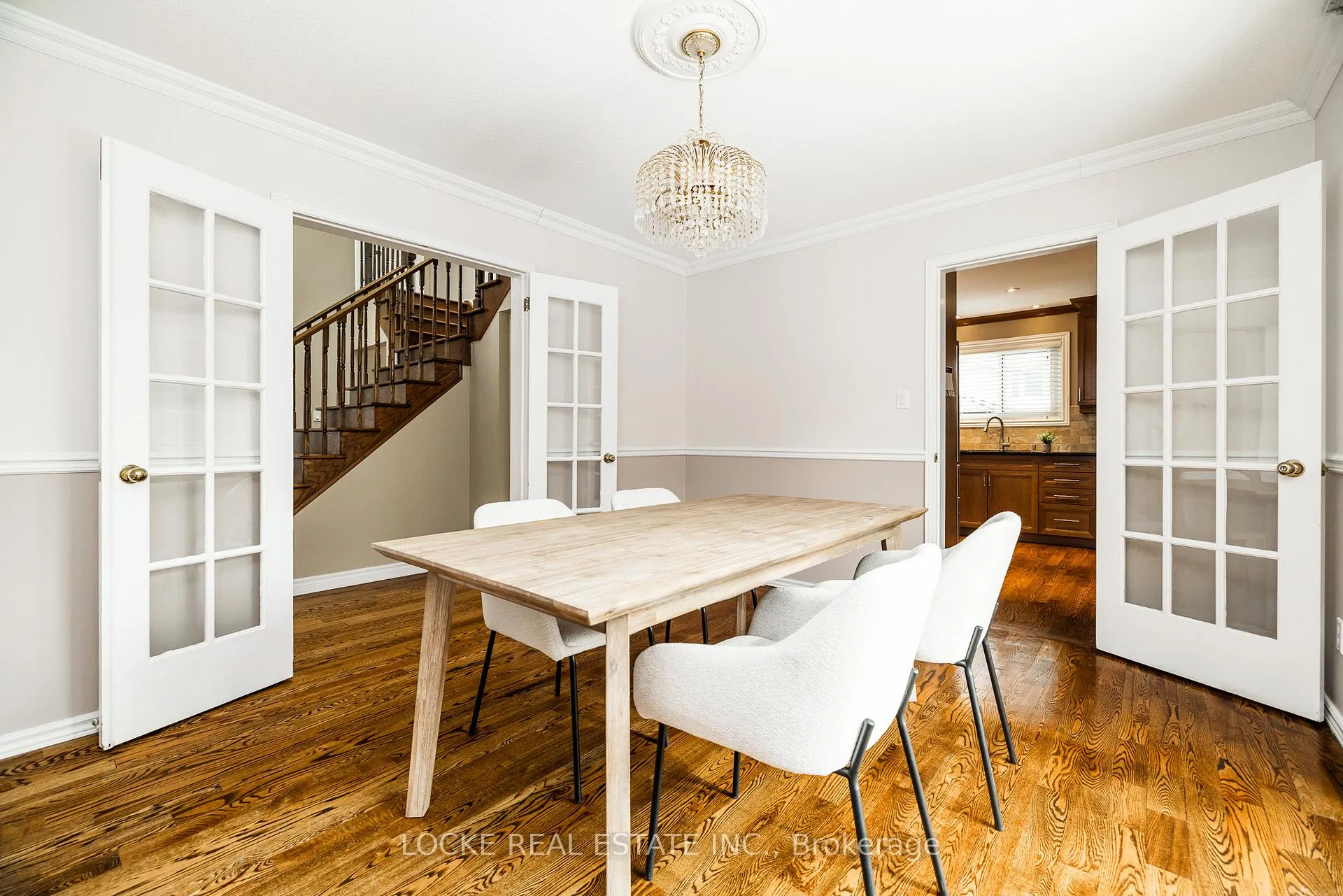 Photo 11 of 375 River Ridge Crescent, Ottawa, Bilberry Creek/Queenswood Heights — HOMEH