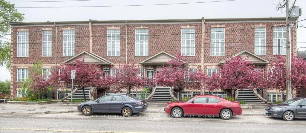 Front of Unit 201, 555 King Street E