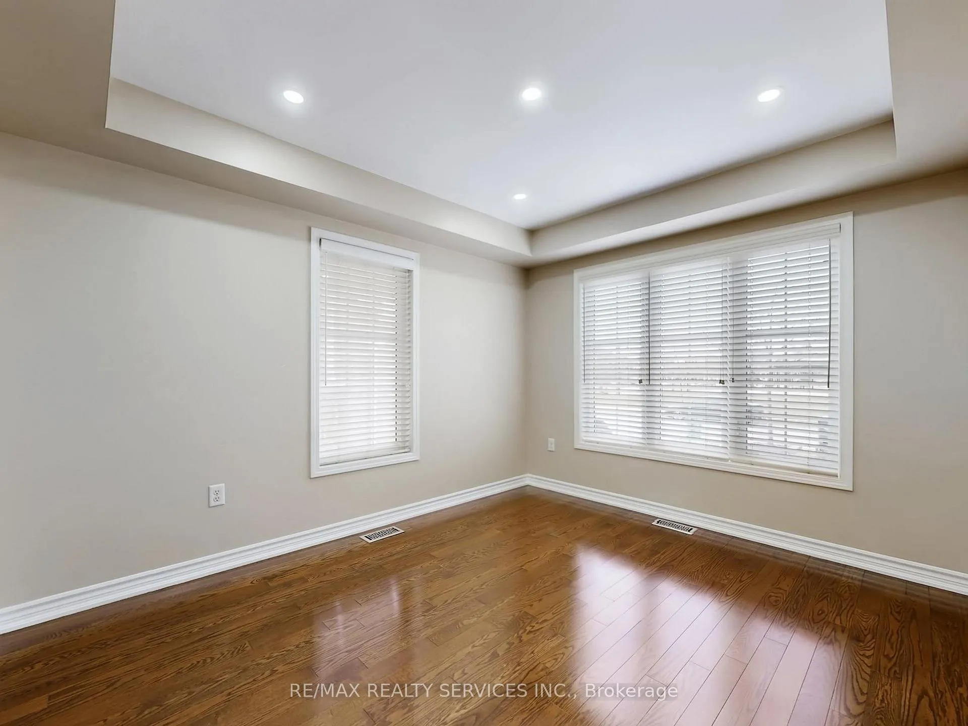 Photo 19 of 37 Bloom Drive, Brampton, Bram East — HOMEH