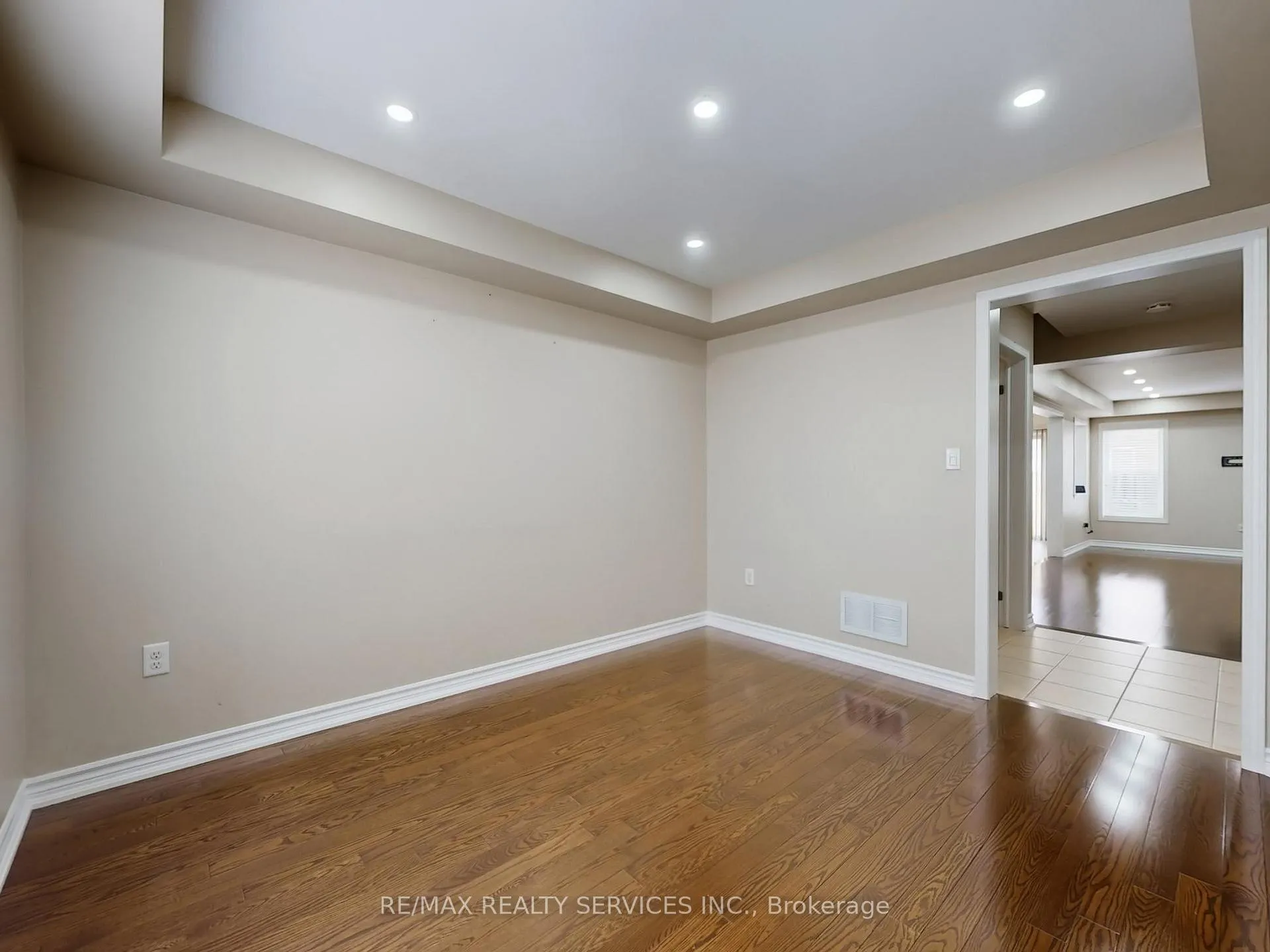Photo 20 of 37 Bloom Drive, Brampton, Bram East — HOMEH