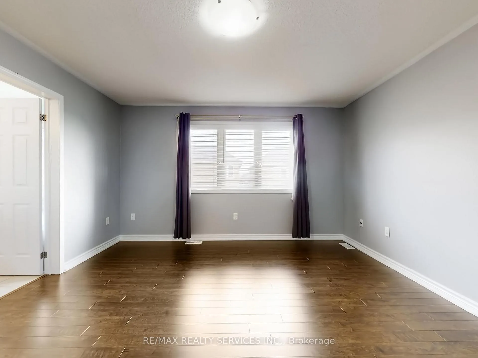 Photo 25 of 37 Bloom Drive, Brampton, Bram East — HOMEH