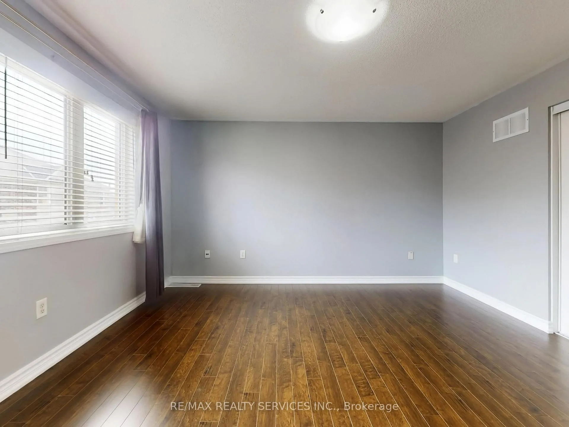 Photo 27 of 37 Bloom Drive, Brampton, Bram East — HOMEH