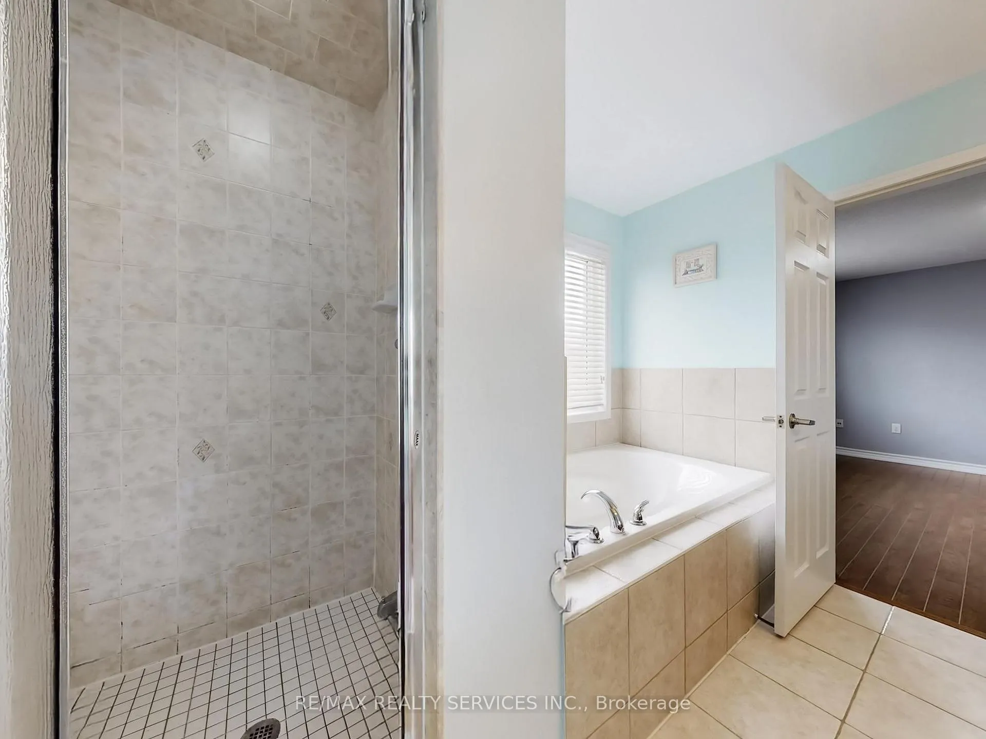 Photo 30 of 37 Bloom Drive, Brampton, Bram East — HOMEH