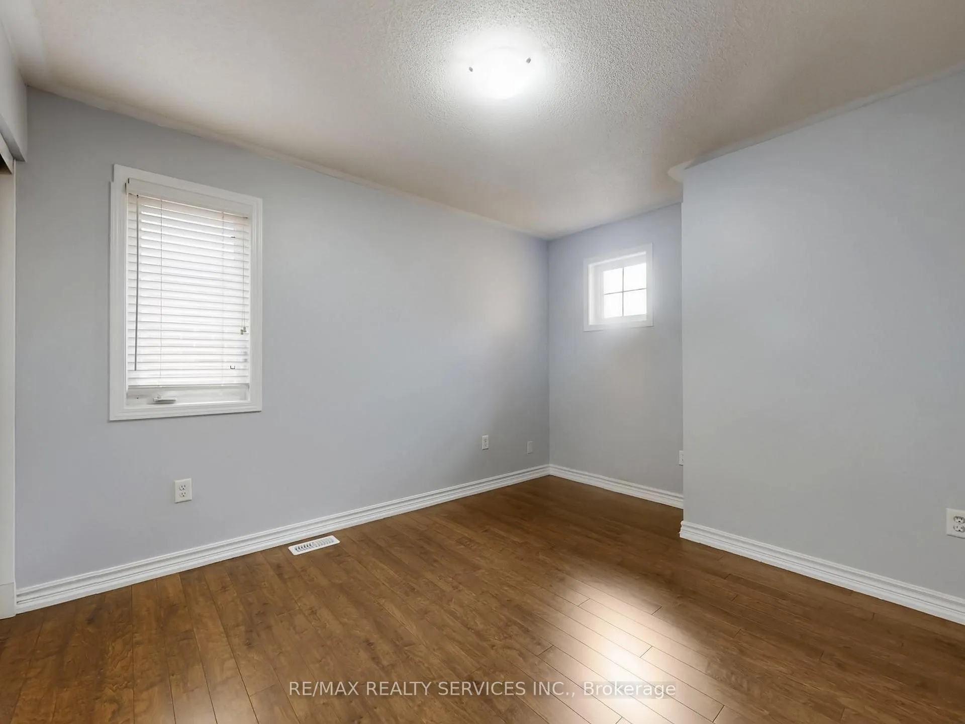 Photo 38 of 37 Bloom Drive, Brampton, Bram East — HOMEH