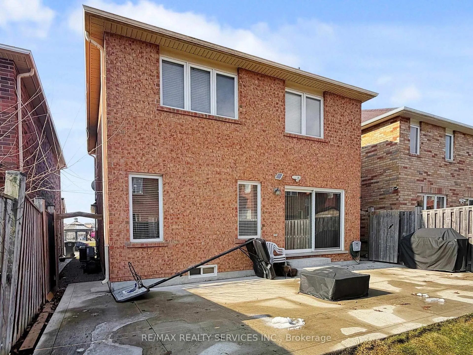 Photo 46 of 37 Bloom Drive, Brampton, Bram East — HOMEH