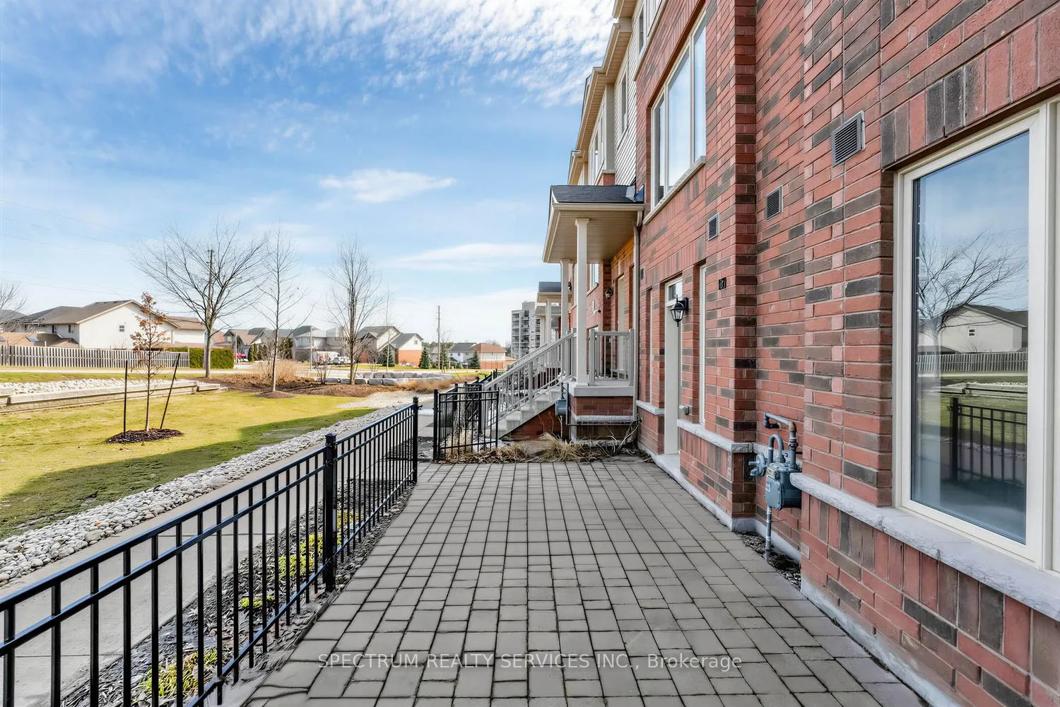 Photo 4 of Unit 105, 160 Watson Road N, Guelph, York/Watson Industrial Park — HOMEH