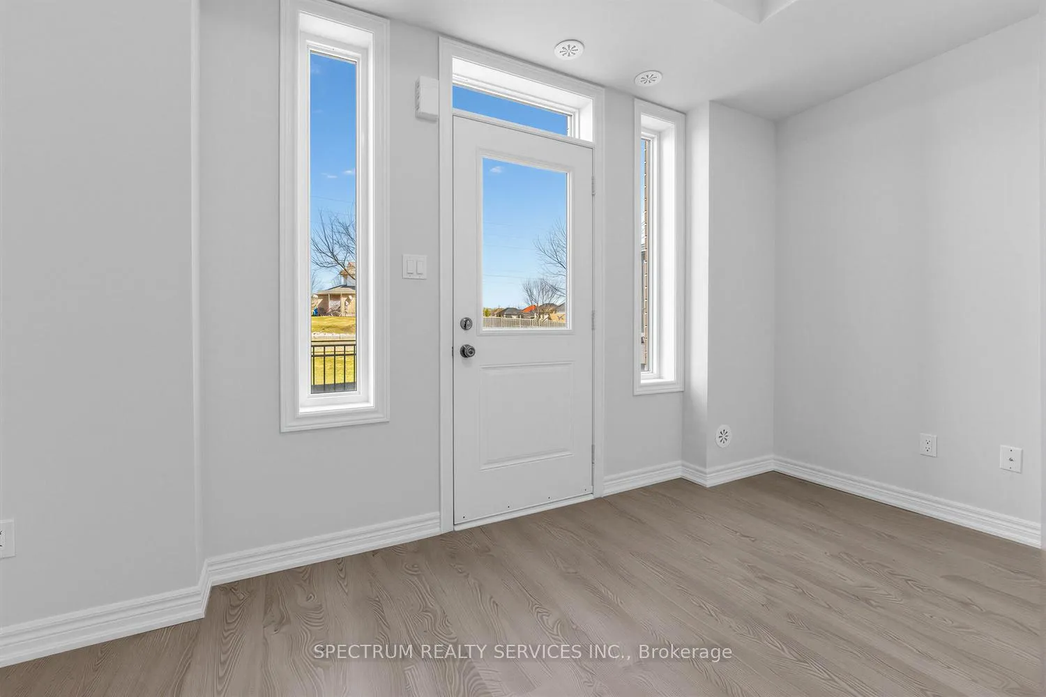 Photo 6 of Unit 105, 160 Watson Road N, Guelph, York/Watson Industrial Park — HOMEH