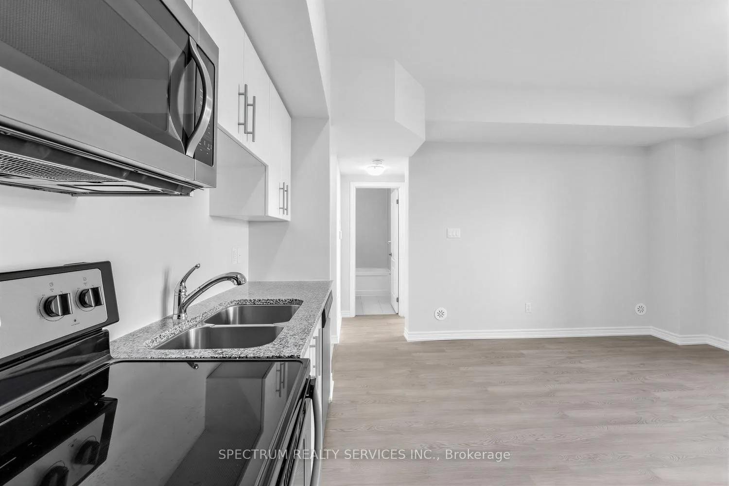Photo 20 of Unit 105, 160 Watson Road N, Guelph, York/Watson Industrial Park — HOMEH