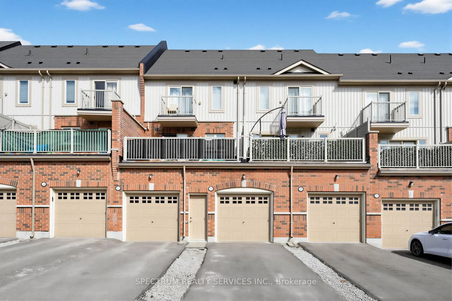 Photo 30 of Unit 105, 160 Watson Road N, Guelph, York/Watson Industrial Park — HOMEH