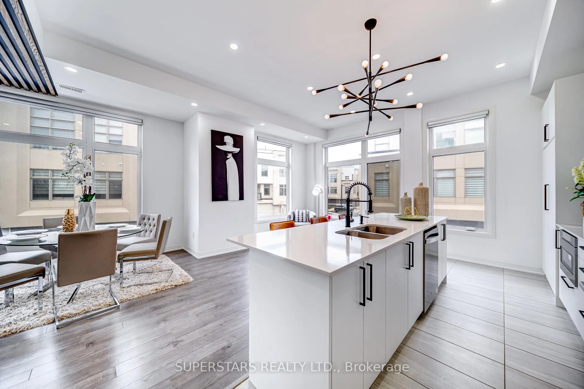 Photo 6 of 121 Markland Street, Markham, Cachet — HOMEH
