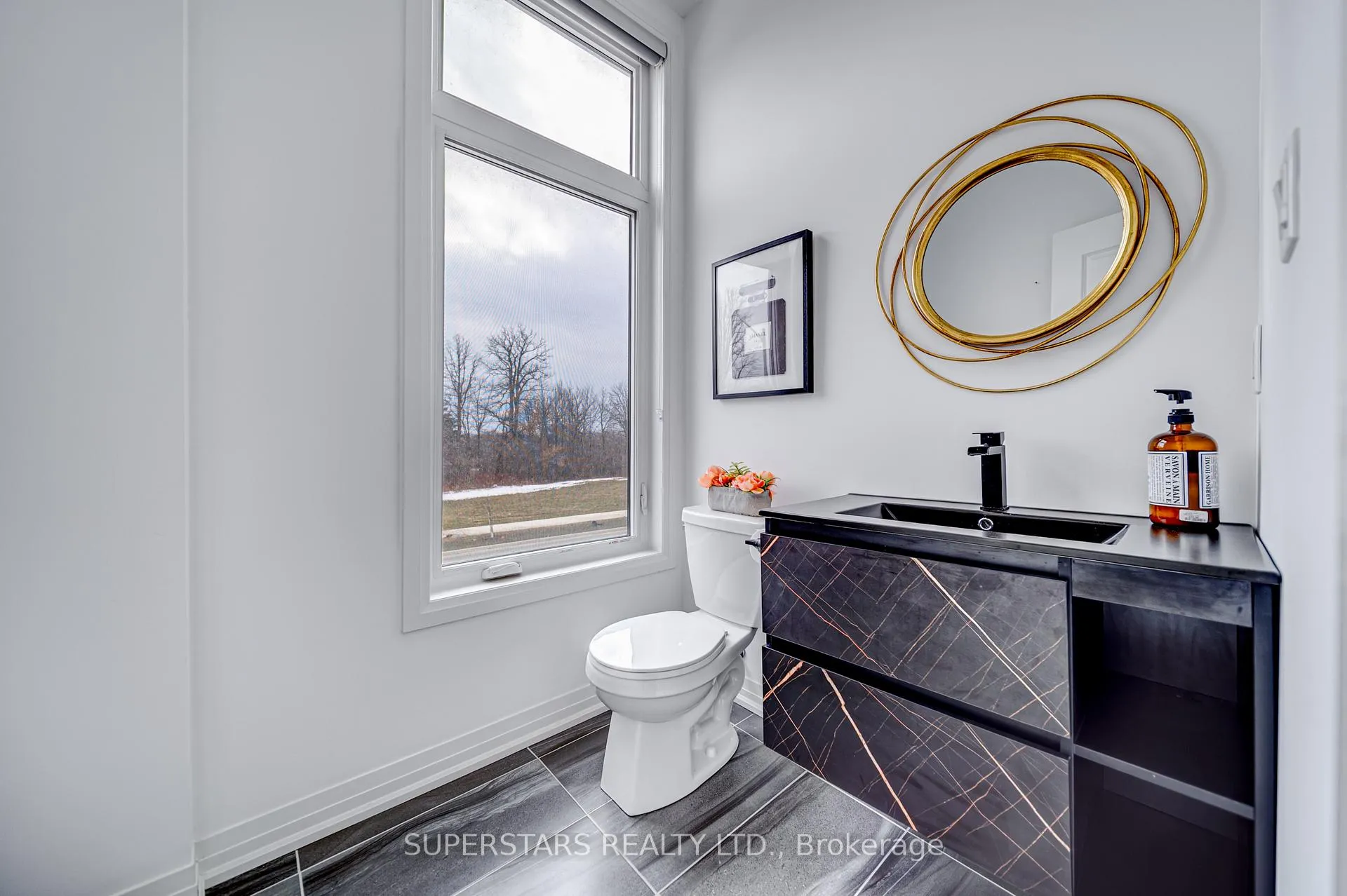 Photo 10 of 121 Markland Street, Markham, Cachet — HOMEH
