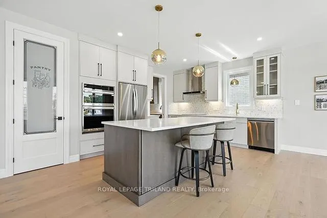 Photo 8 of 4203 Liberty Crossing, London, South V — HOMEH