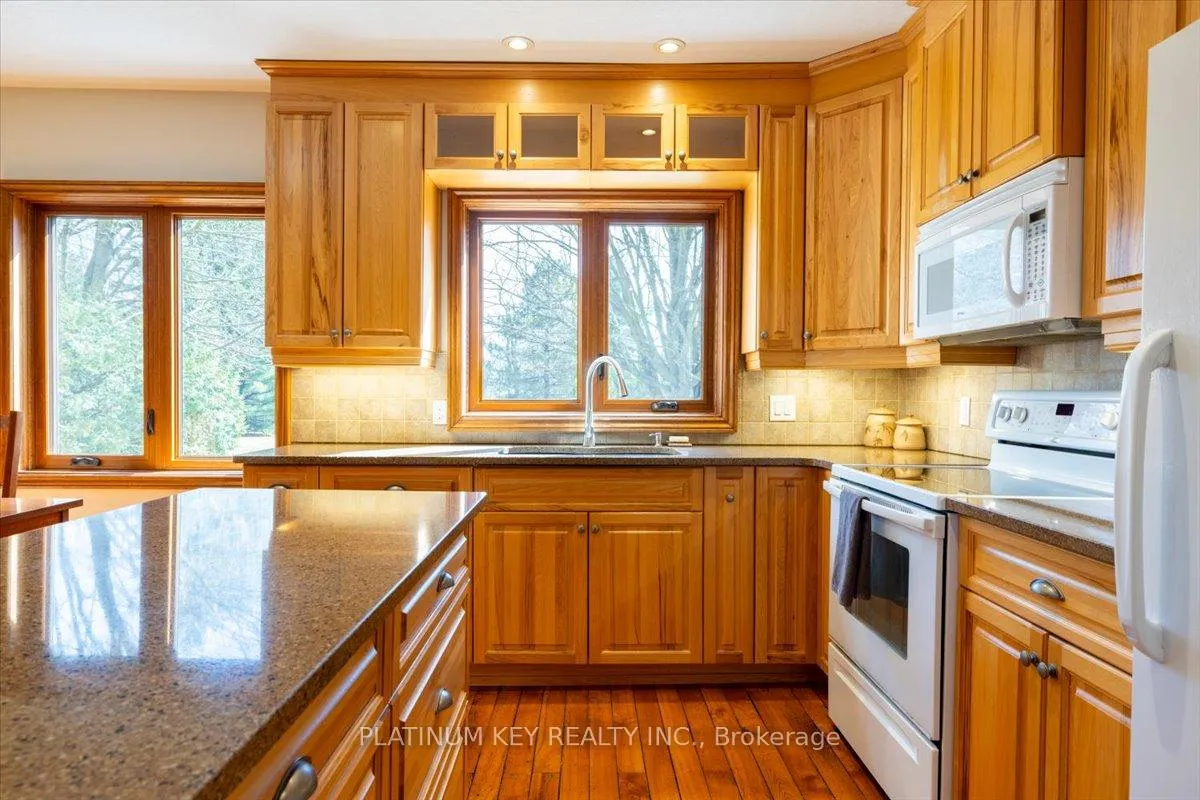 Photo 10 of 23375 McEvoy Road, Strathroy-Caradoc, Mount Brydges — HOMEH