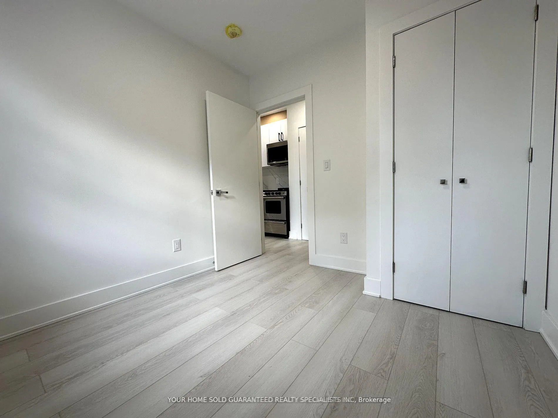 Photo 6 of Unit A, 41 Mosley Street, Aurora, Aurora Village — HOMEH