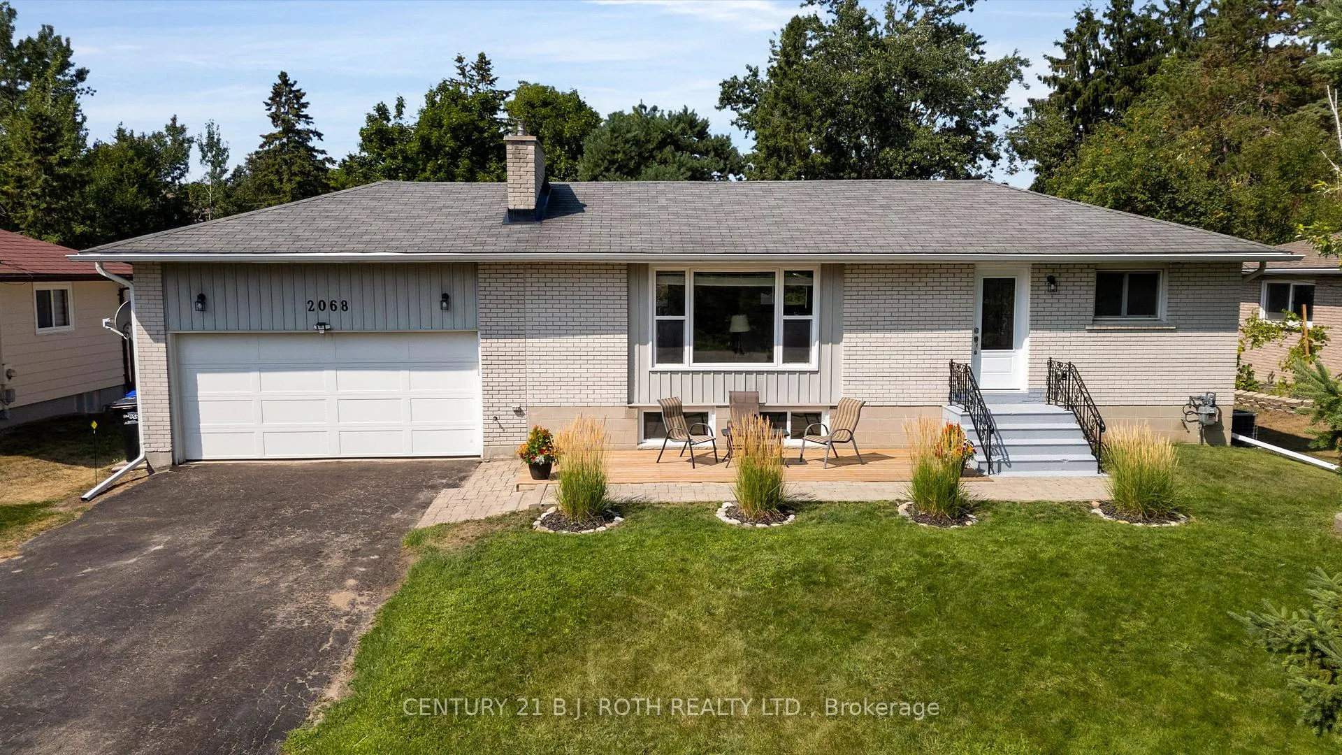 Photo 1 of 2068 Craig Road, Innisfil, Alcona — HOMEH
